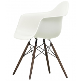 Eames DAW chair