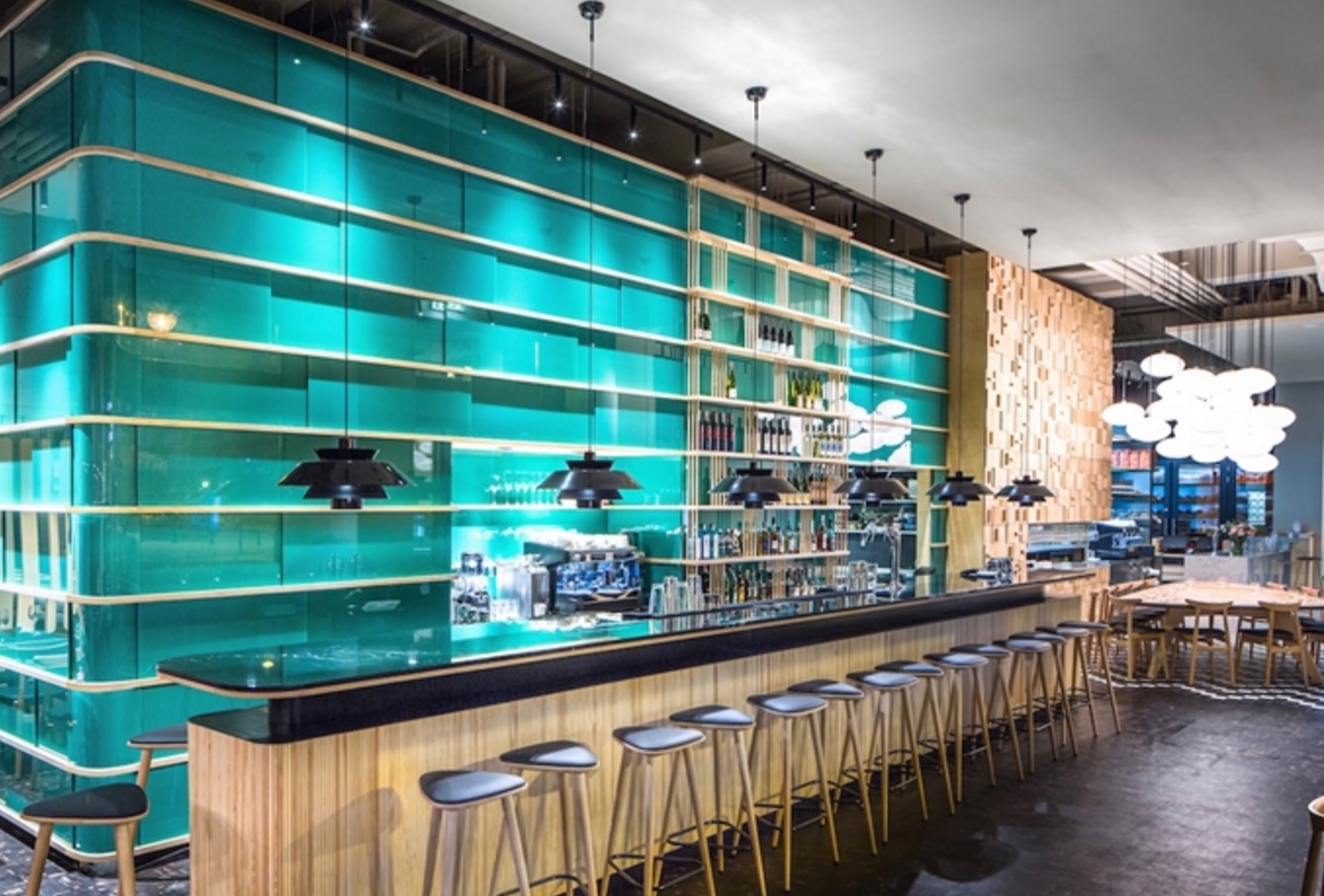 Finn bar chair LINO DESIGN